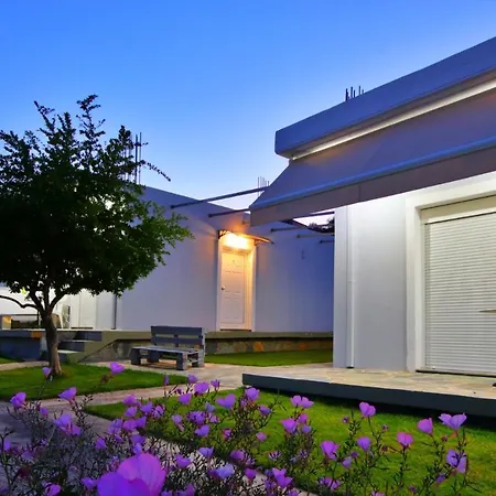 Apartament Cozy - Spacious Garden Retreats Erétria