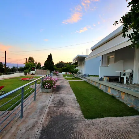 Cozy - Spacious Garden Retreats Apartament Erétria
